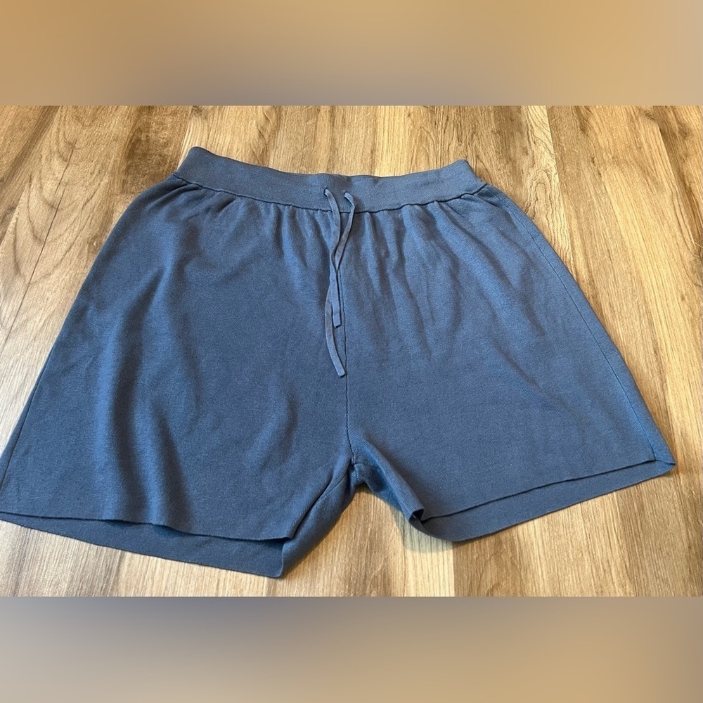 Women's New With Tags J. Crew Casual Sweater Shorts With Drawstring
